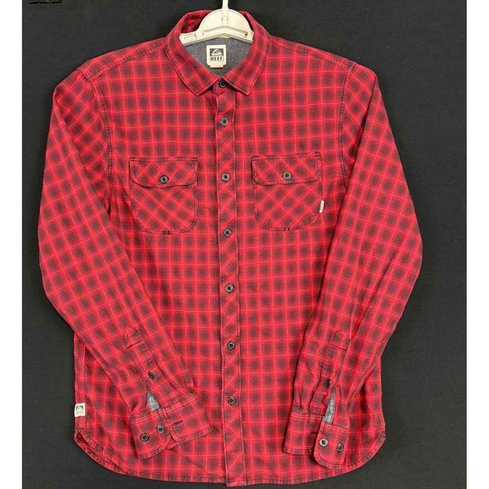Men's Size S Reef Cold Dip Red & Black Plaid Flannel Button Up Long Sleeve